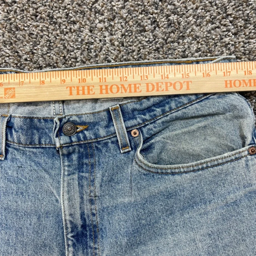 Vintage Levi's 550 Men's 35x32‎ Jeans USA Made Relaxed Fit Light Wash Denim 90s